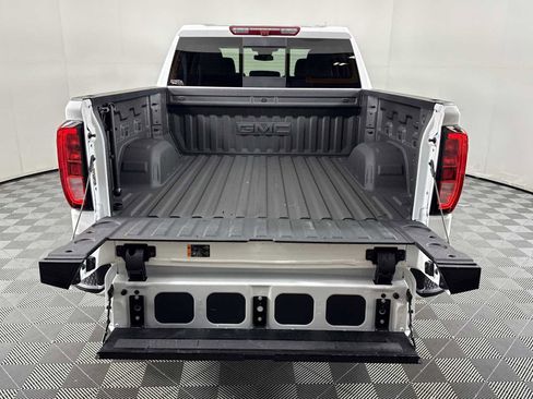 New 2025 GMC Sierra 1500 Elevation w/ Elevation Premium Package image 32