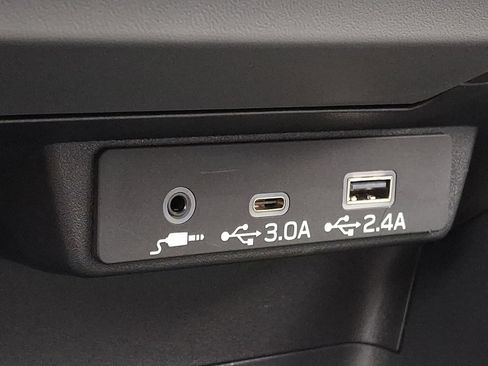 Certified 2025 Subaru Crosstrek 2.5i Limited image 24