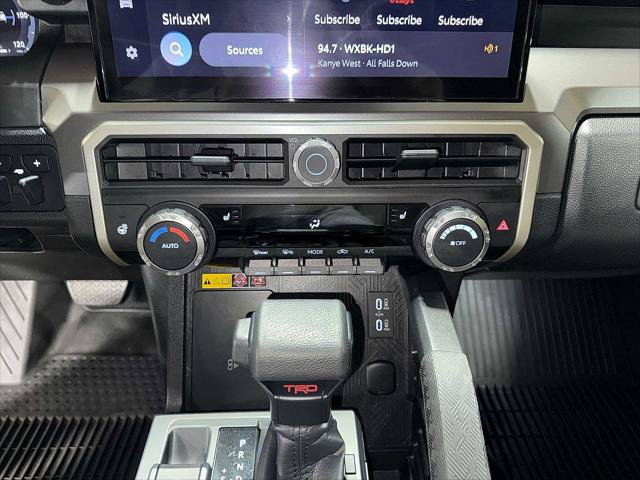 Certified 2025 Toyota Tacoma TRD Off-Road w/ TRD Off Road Upgrade Package AWD/4WD image 21