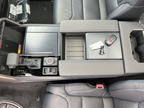 New 2026 Toyota Sequoia Platinum image 27