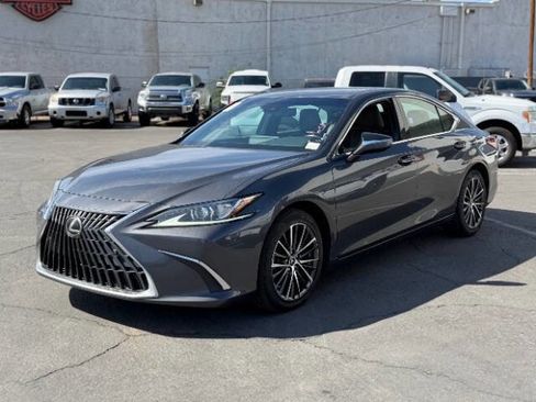 Used 2023 Lexus ES 350 w/ Premium Package FWD image 6