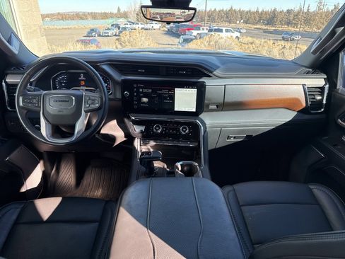 Used 2024 GMC Sierra 1500 Denali w/ Denali Reserve Package image 19