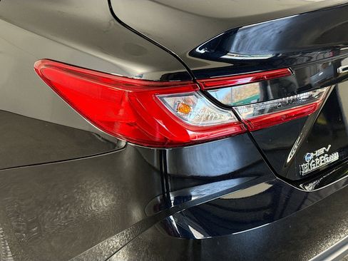 Used 2026 Toyota Camry LE image 36