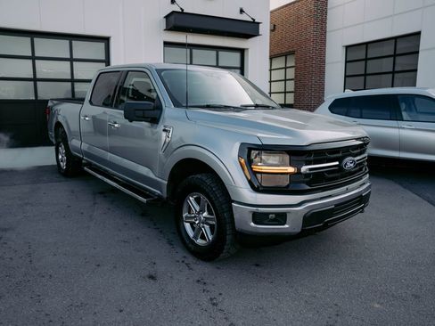 Used 2024 Ford F150 XLT w/ Tow/Haul Package image 4