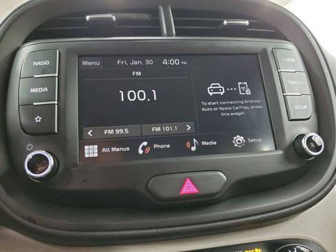 Used 2025 Kia Soul LX image 15