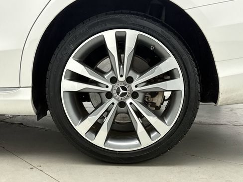 Used 2019 Mercedes-Benz C 300 4MATIC Sedan image 25