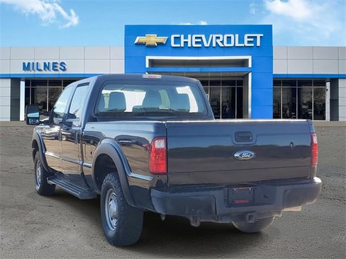 Used 2013 Ford F250 XL image 3