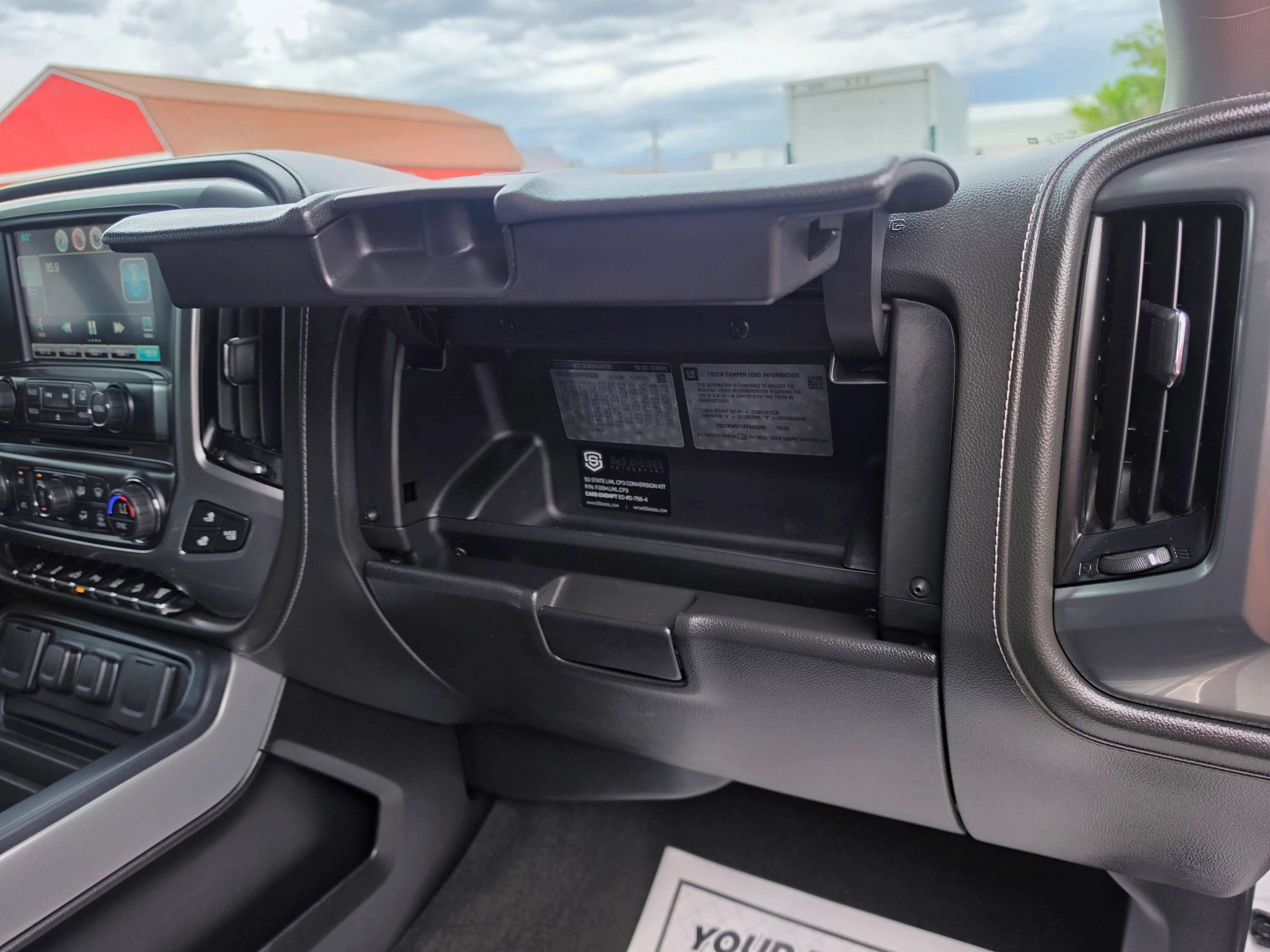 Used 2015 Chevrolet Silverado 2500 LTZ w/ Duramax Plus Package AWD/4WD image 35