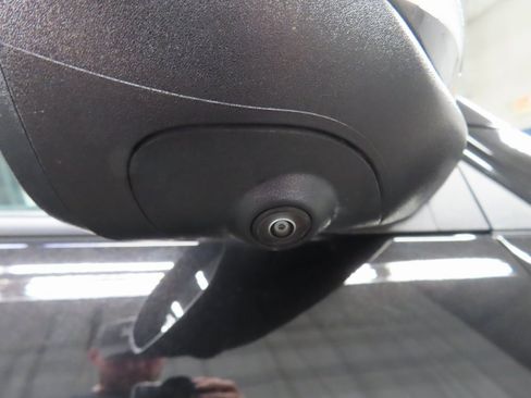 Used 2024 Chevrolet Traverse RS image 53