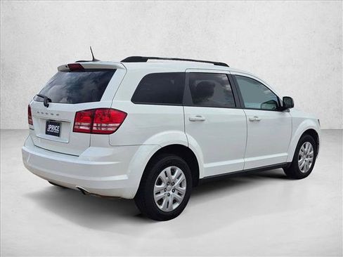 Used 2018 Dodge Journey SE w/ Connectivity Group FWD image 5