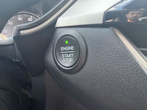 Used 2022 Ford Escape SE AWD/4WD image 25
