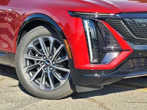 New 2026 Cadillac Lyriq Premium Sport image 3