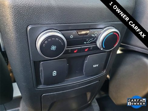 Used 2023 Ford Explorer Limited image 11