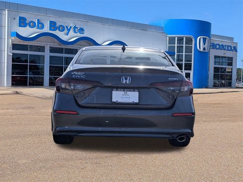 Certified 2025 Honda Civic Sport image 4