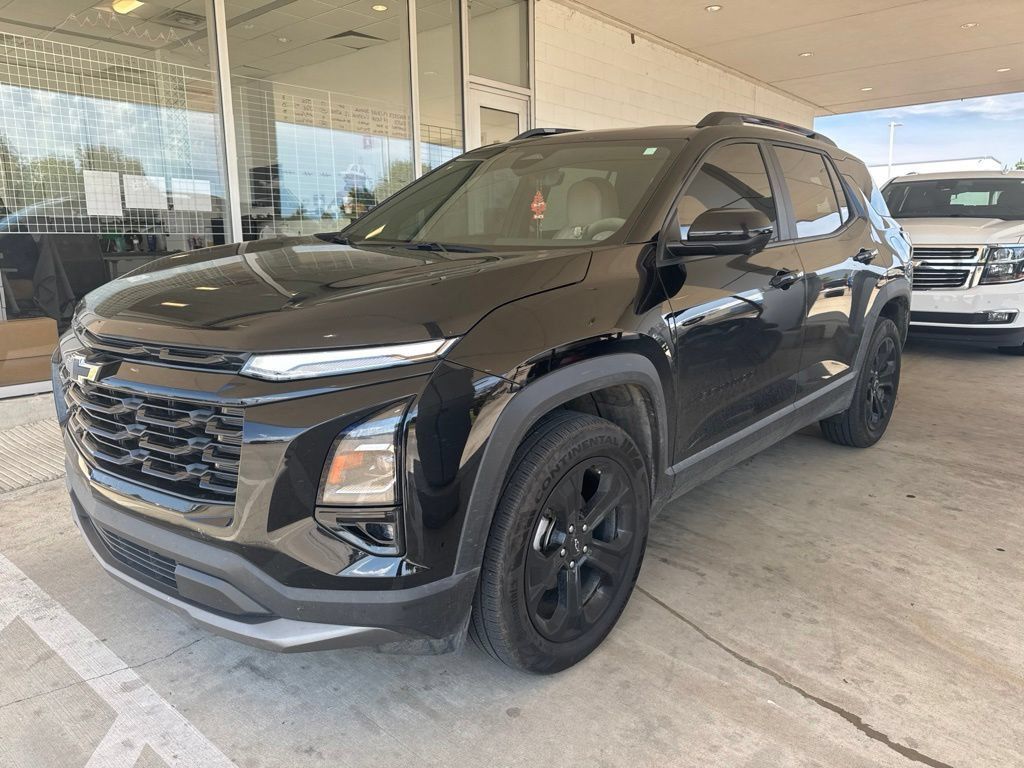 Used 2025 Chevrolet Equinox LT w/ Safety and Technology Package FWD image 1