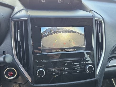 Used 2023 Subaru Forester Premium image 34