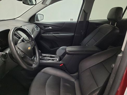 Used 2018 Chevrolet Equinox Premier image 17