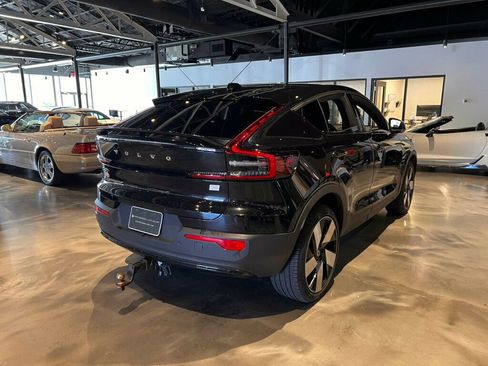 Used 2023 Volvo C40 P8 Recharge Ultimate image 5