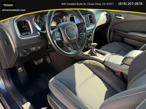 Used 2019 Dodge Charger SXT w/ Plus Group RWD image 9