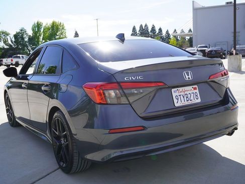Used 2024 Honda Civic Sport image 12