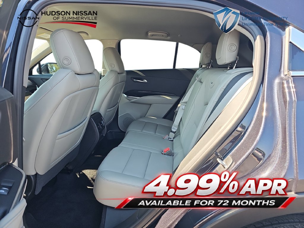 Used 2023 Cadillac XT4 Premium Luxury w/ Technology Package FWD image 15