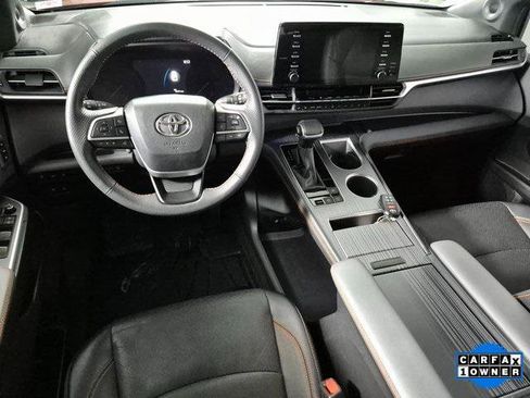 Certified 2024 Toyota Sienna XSE image 10