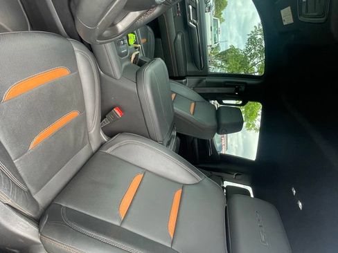 Used 2024 GMC Sierra 1500 AT4 w/ Technology Package AWD/4WD image 20