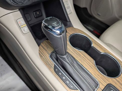 Used 2019 GMC Acadia Denali w/ Technology Package image 30