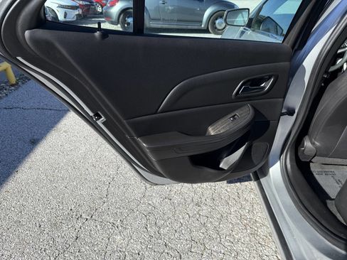 Used 2014 Chevrolet Malibu LT w/ Power Convenience Package image 17