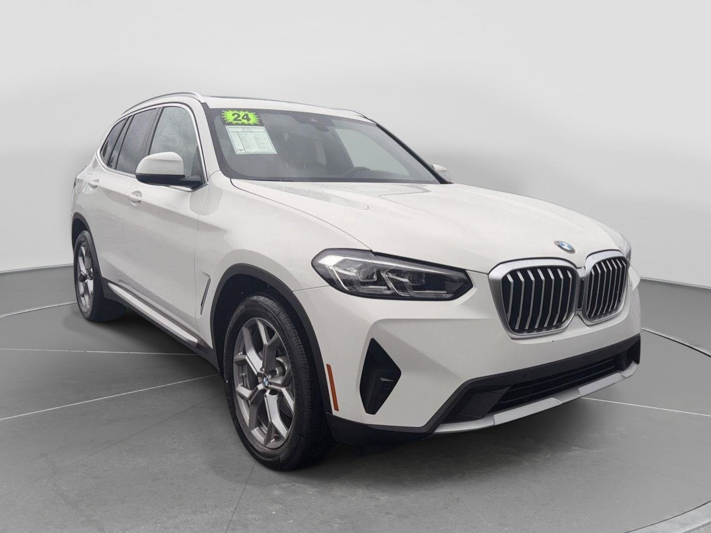 Used 2024 BMW X3 sDrive30i w/ Convenience Package RWD image 7