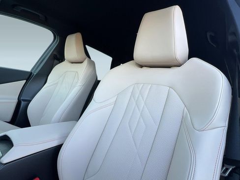 Used 2026 BMW X3 xDrive30 w/ Premium Package image 19