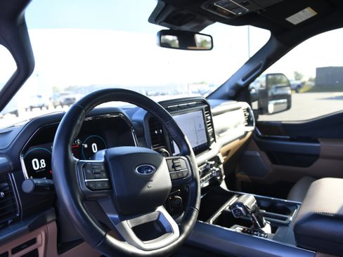 Used 2021 Ford F150 Lariat w/ Equipment Group 502A High AWD/4WD image 16