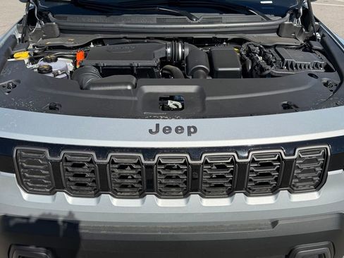 New 2026 Jeep Cherokee Laredo image 19