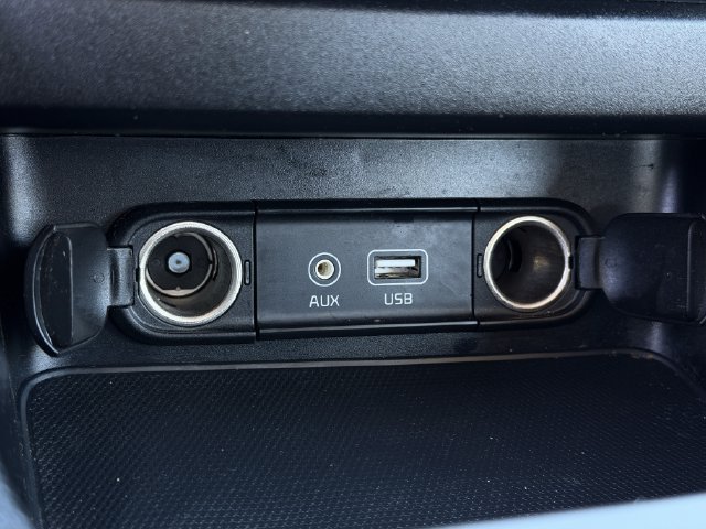 Used 2019 Kia Forte LXS FWD image 18