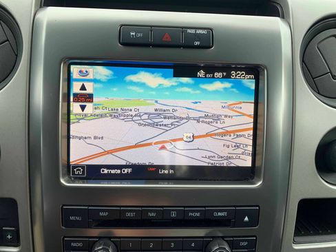 Used 2012 Ford F150 Raptor w/ Raptor Luxury Pkg image 21