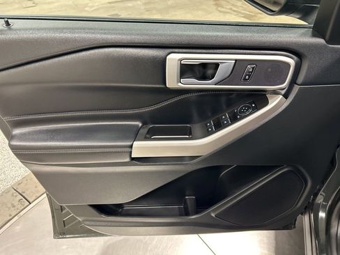 Certified 2023 Ford Explorer XLT w/ Equipment Group 202A image 15