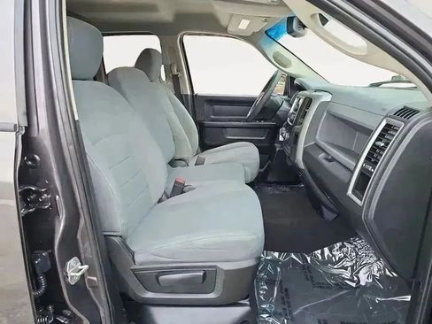 Used 2018 RAM 1500 Express image 15