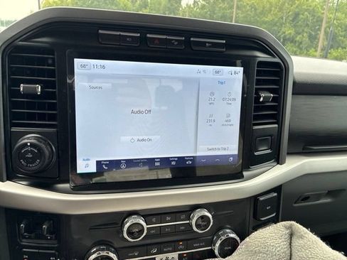 Used 2022 Ford F150 XLT w/ Equipment Group 302A High AWD/4WD image 9