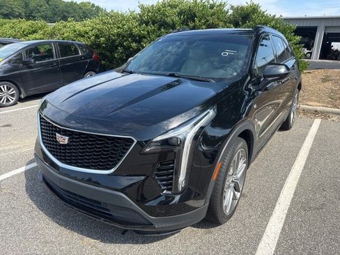 Used 2019 Cadillac XT4 Sport w/ Driver Awareness Package FWD image 2