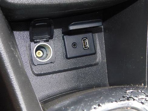 Used 2015 Buick Encore Convenience FWD image 35