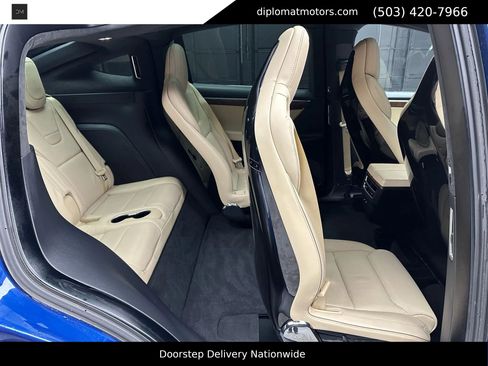 Used 2016 Tesla Model X 90D image 22