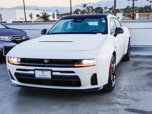 New 2026 Dodge Charger R/T w/ Blacktop Package AWD/4WD image 4