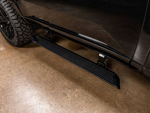 Used 2025 Lexus GX 550 image 13