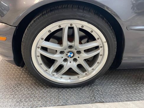 Used 2006 BMW 330Ci Convertible image 38