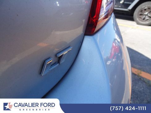 Used 2018 Chevrolet Sonic LT w/ Convenience Package FWD image 16