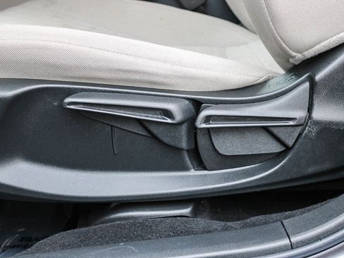 Certified 2023 Honda HR-V LX image 20