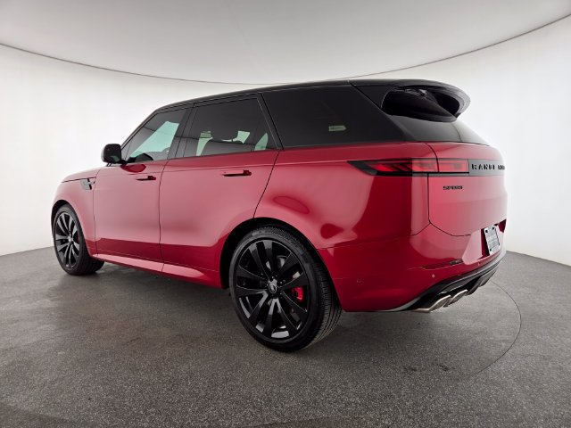 Used 2025 Land Rover Range Rover Sport Dynamic SE AWD/4WD image 16