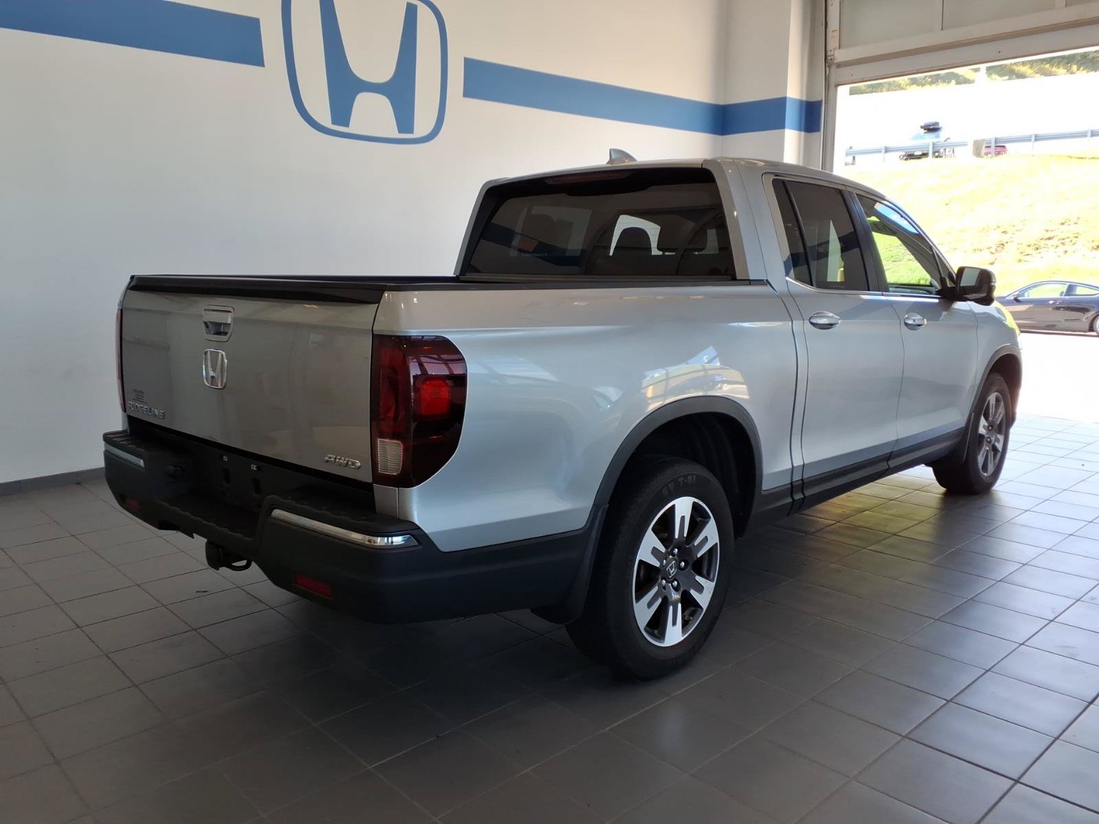 Used 2017 Honda Ridgeline RTL-T image 5