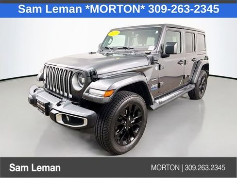 Used 2021 Jeep Wrangler Unlimited Sahara w/ Cold Weather Group image 3