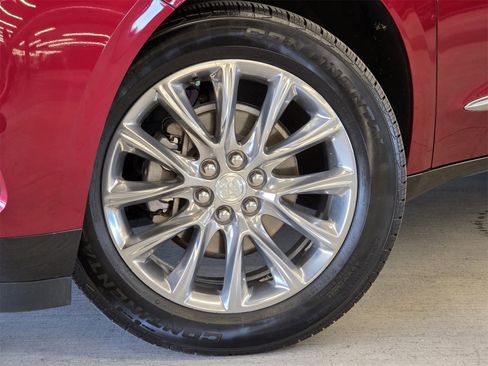 Used 2020 Buick Enclave Premium w/ Sun and Sites Package image 23